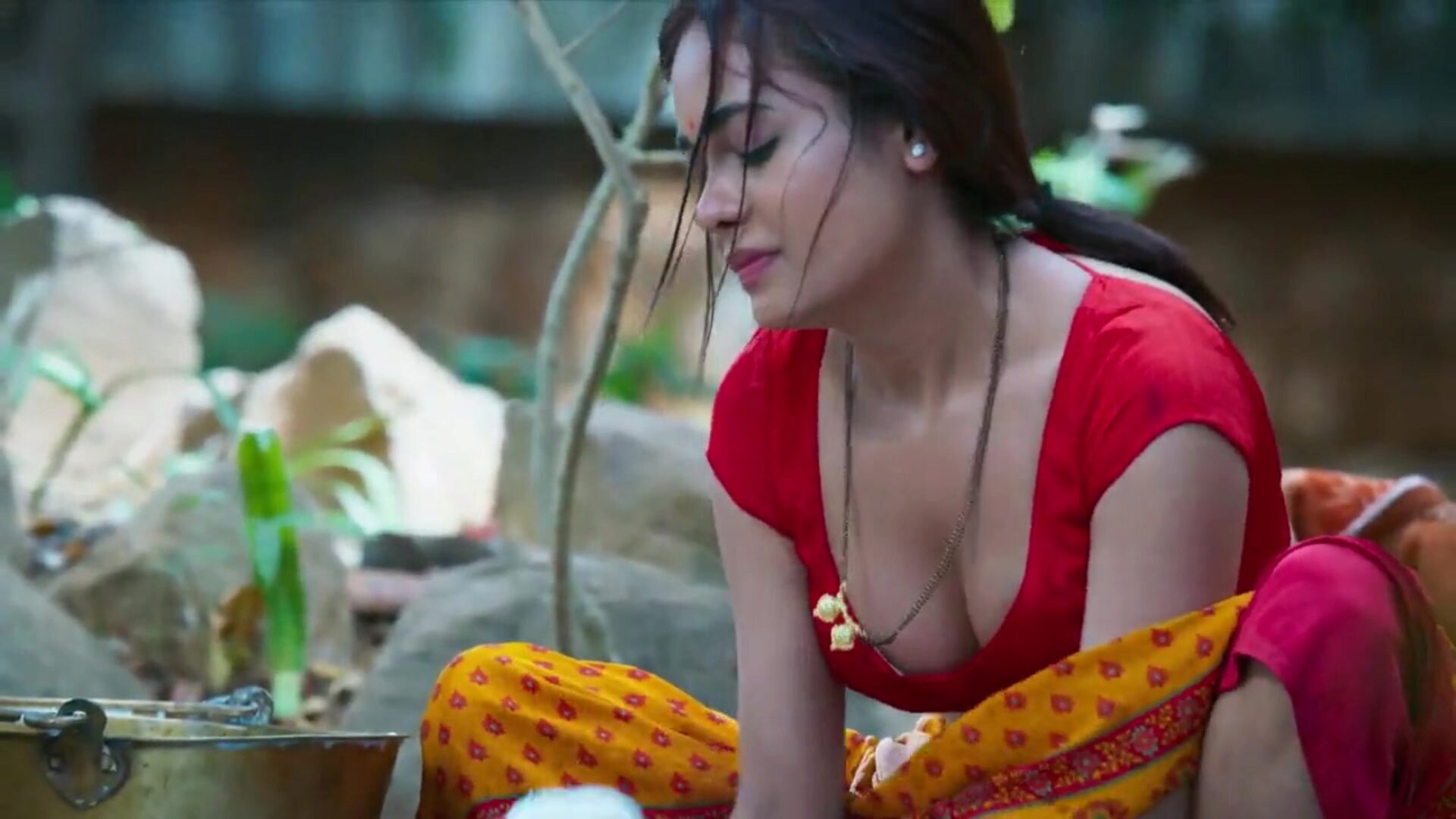 dhoban aur sarpanch наслаждается страстным сексом, индийская актриса sikha sinha в роли sonu dhoban делает пассиоанте хар банг-аут с сарпанчем. сикха рогоносец с ее муженек голу дхоби. sikha sinha отшпилили в различных позах для оргии, sonu dhoban ka joban mastram